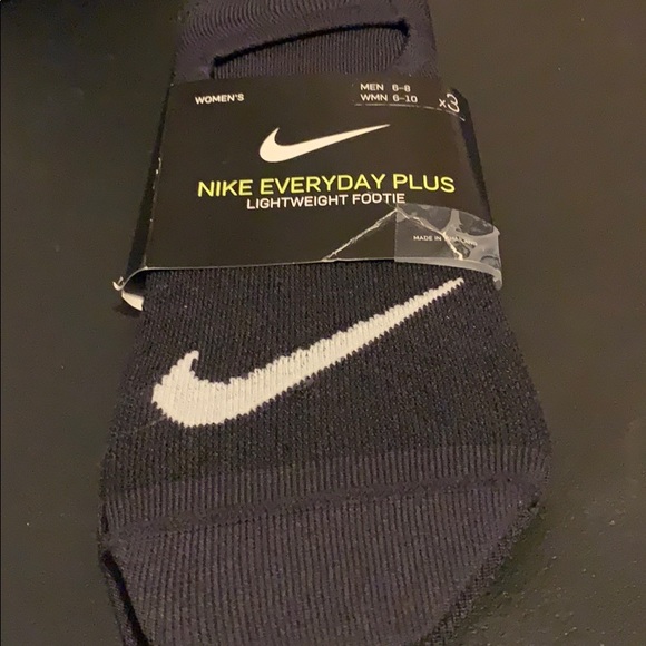 nike 3 pair pack lightweight footie